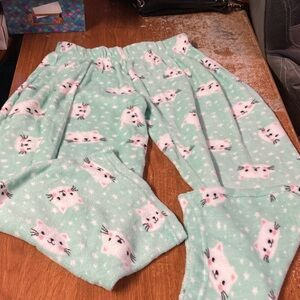 Cozy Mint Cat Print women’s pajamas